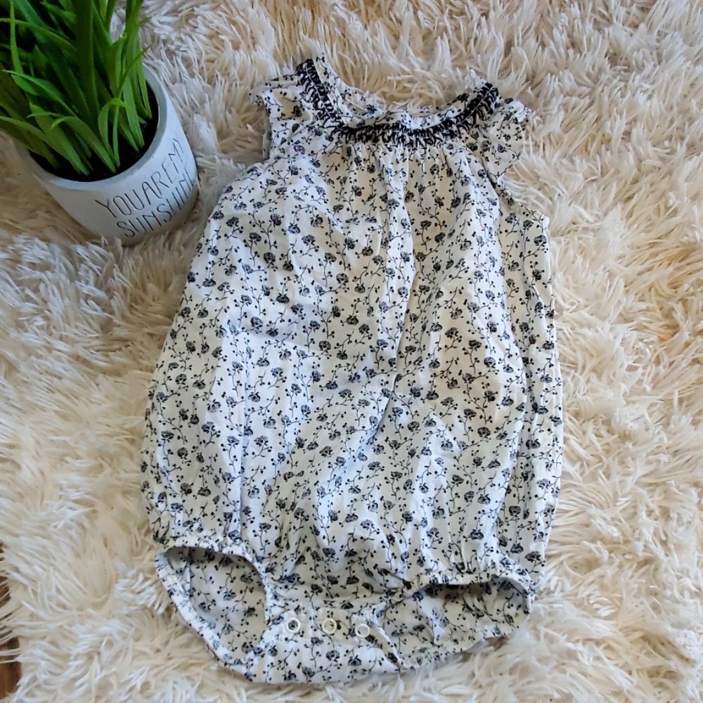 Baby girl bodysuit